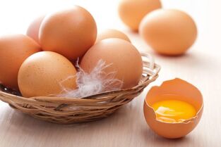 L'utilisation d'œufs vous permet d'obtenir un effet cosmétique et esthétique élevé. 